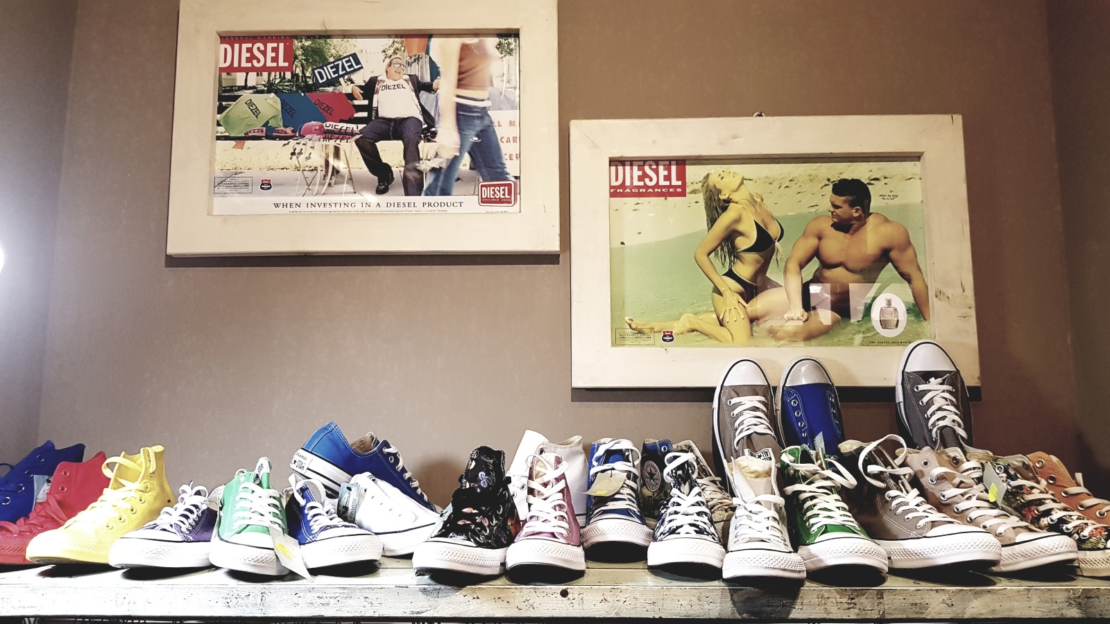 Sneakers e dettagli